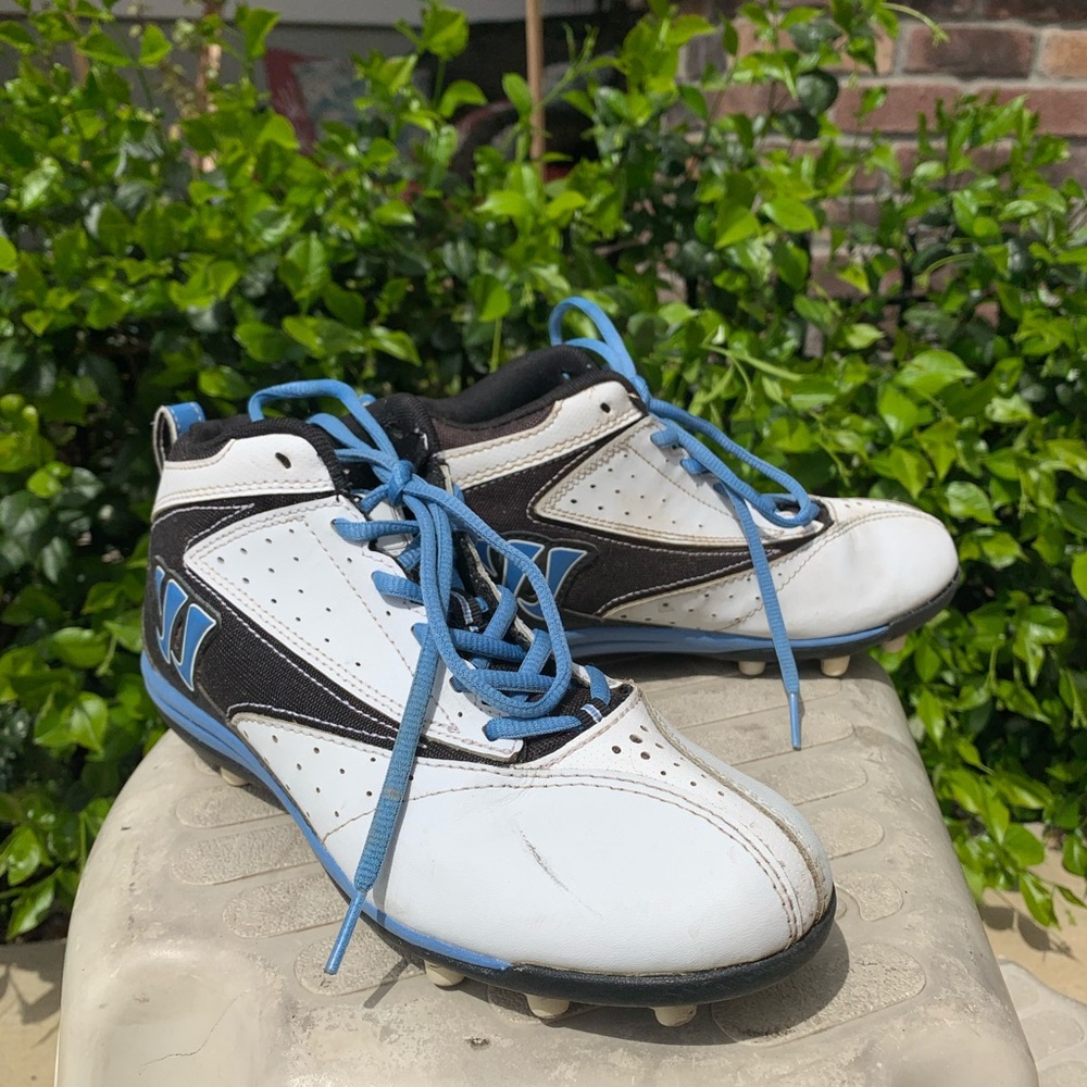 Cleats - Picture 3 of 7